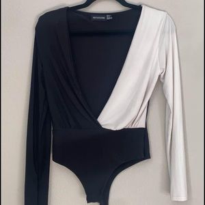 Lowcut Bodysuit / Sz 4